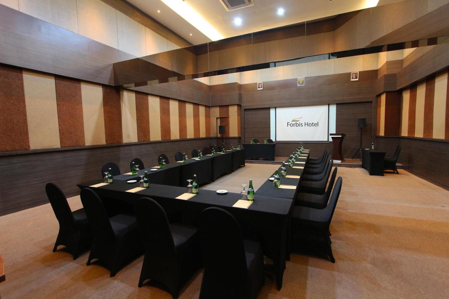 Forbis Hotel Serang Kültér fotó